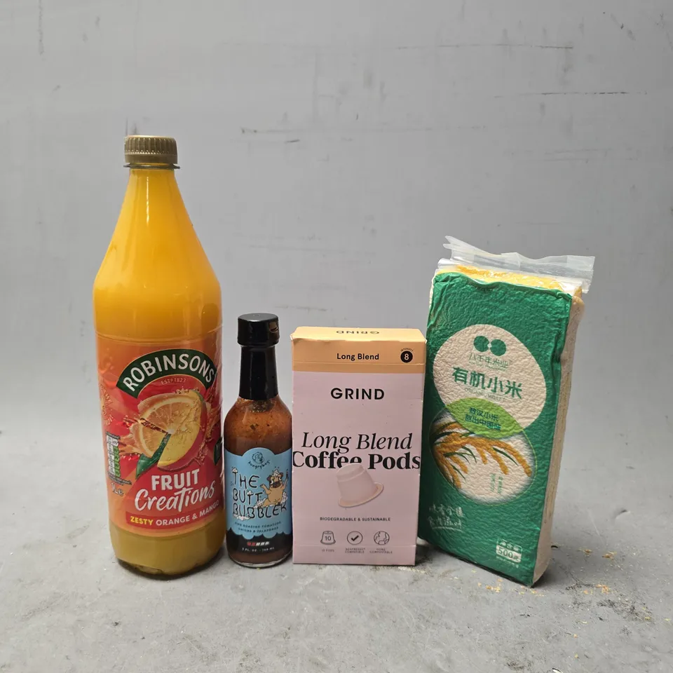 APPROXIMATELY 10 ASSORTED FOOD & DRINK ITEMS TO INCLUDE - GRIND LONG BLEND COFFEE PODS , ROBINSONS FRUIT CREATIONS ETC