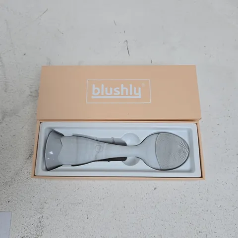 BOXED BLUSHLY SILICONE FACIAL CLEANSING DEVICE