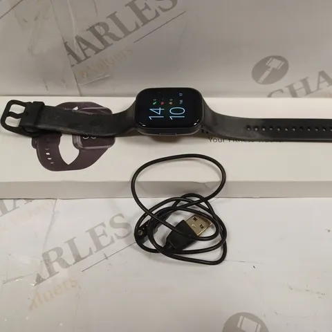 BOXED Q23 SMART FITNESS WATCH 