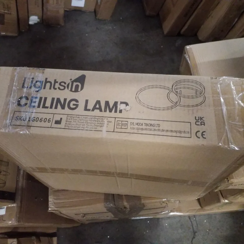 BOXED LIGHTS IN CEILING LAMP - GOLDEN