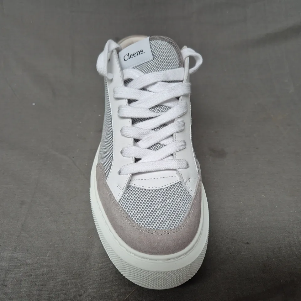 BOXED PAIR OF CLEENS LUXOR SNEAKERS IN WHITE GREY UK SIZE 11