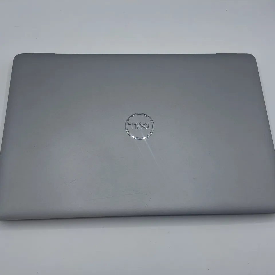 UNBOXED DELL LATITUDE 5450 INTEL ULTRA 5 LAPTOP IN SILVER