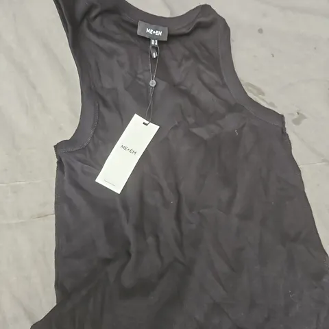 ME+EM ULTIMATE CREW NECK VEST – BLACK UK 10