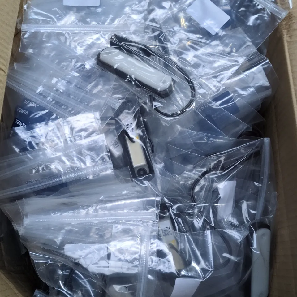 APPROXIMATELY 65 VTA-02 MARKER VEHICLE LIGHTS