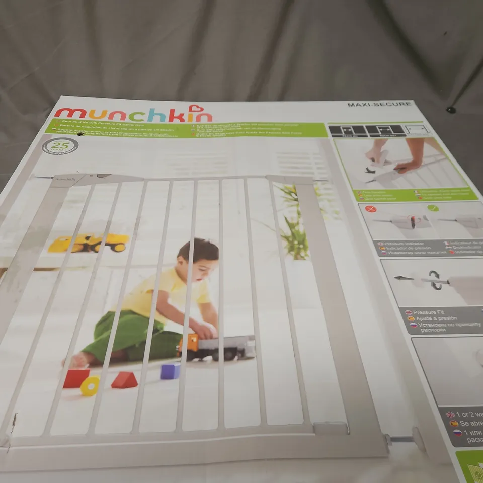 MUNCHKIN MAXI-SECURE BABY GATE
