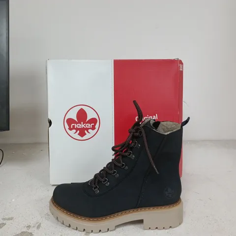 RIEKER BLACK WINTER BOOT – EU SIZE 39