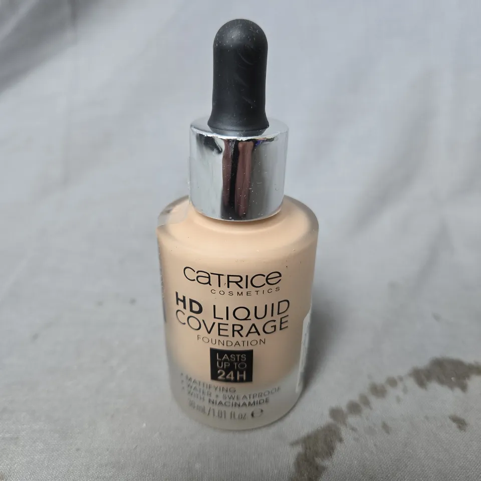 CATRICE HD LIQUID COVERAGE FOUNDATION