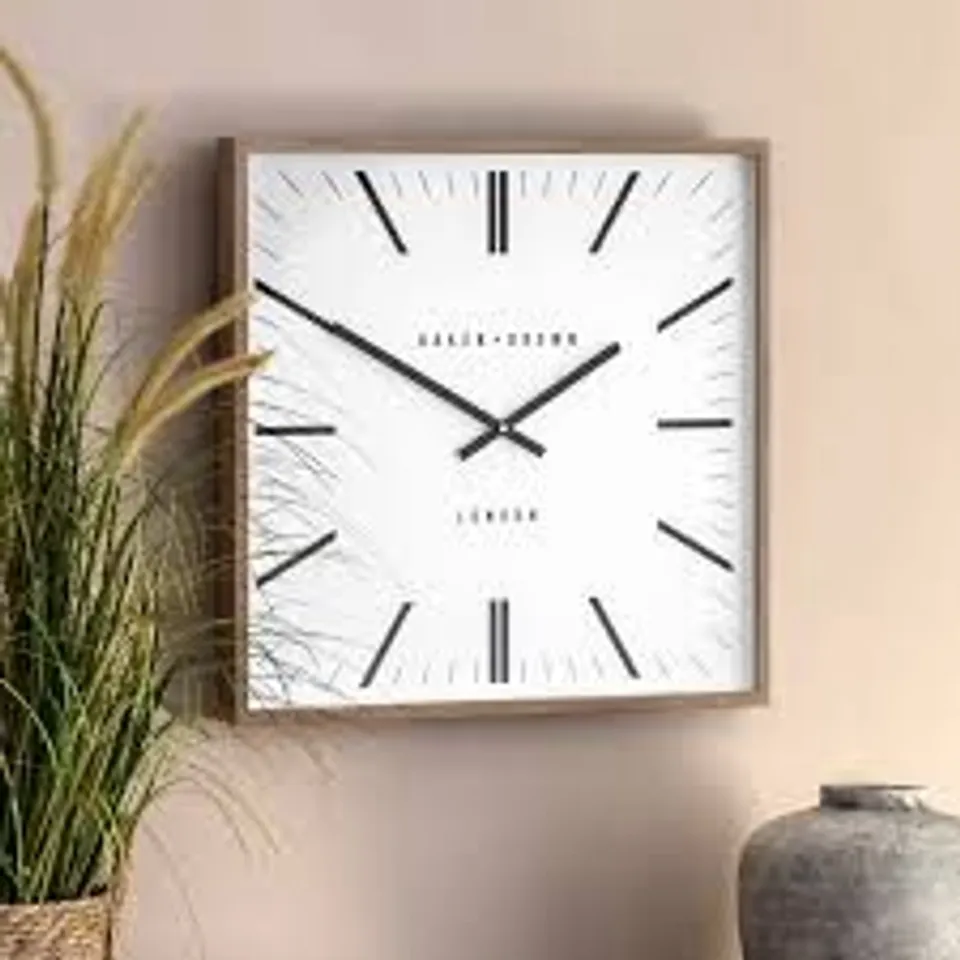 BOXED PENHURST WALL CLOCK OAK 50CM