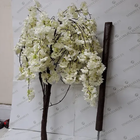 OUTLET GARDEN REFLECTIONS 1.7M LED OUTDOOR CHERRY BLOSSOM TREE WHITE - COLLECTION ONLY