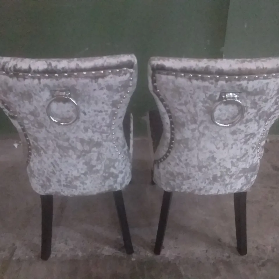 SET OF 2 BEWLEY SILVER VELVET BUTTON BACK DINING CHAIRS (DARK LEG)