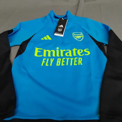 ADIDAS ARSENAL FOOTBALL CLUB QUARTER ZIP - SIZE 9-10 YEARS