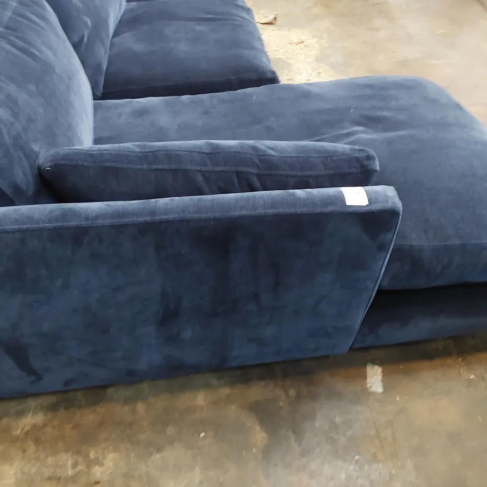 QUALITY BRITISH DESIGNER LOUNGE Co. CHAISE SOFA PLUSH BLUE FABRIC 