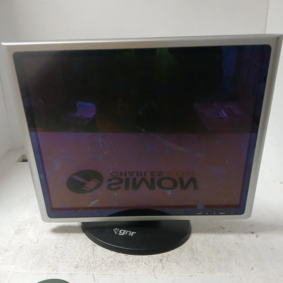 GNR COMPUTER MONITOR - MODEL UNSPECIFIED 