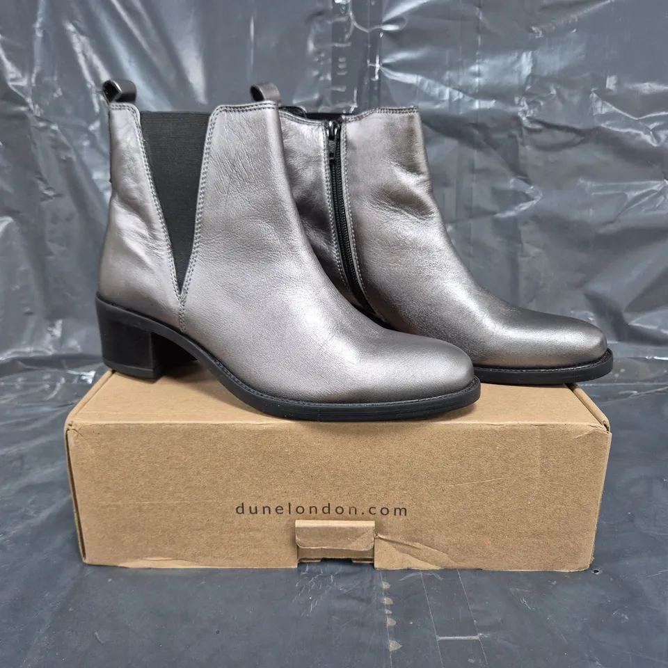 BOXED PAIR OF DUNE LONDON CHELSEA BOOTS IN METALLIC PEWTER SIZE 6