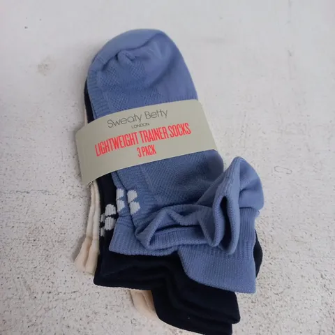 SWEATY BETTY LIGHTWEIGHT TRAINER SOCKS 3 PACK – UK 6-8 