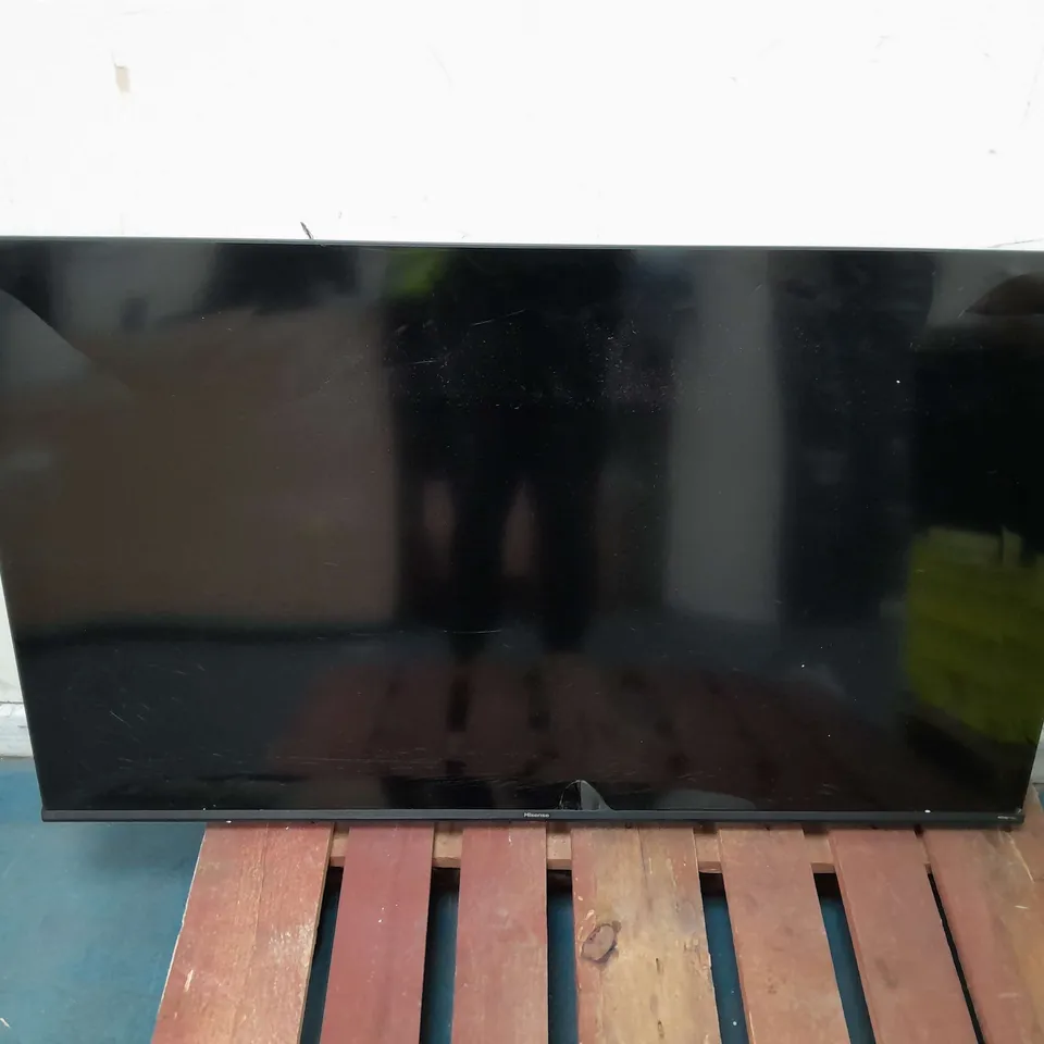 HISENSE 50" SMART 4K TV   