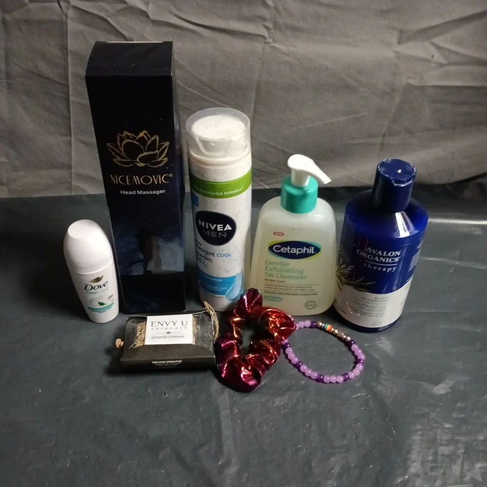 APPROXIMATEY 20 ASSORTED HEALTH AND BEAUTY PRODUCTS TO INCLUDE - CETAPHIL CLEANSER - NIVEA MEN SHAVING GEL AND DOVE ROLL ON DEODORANT