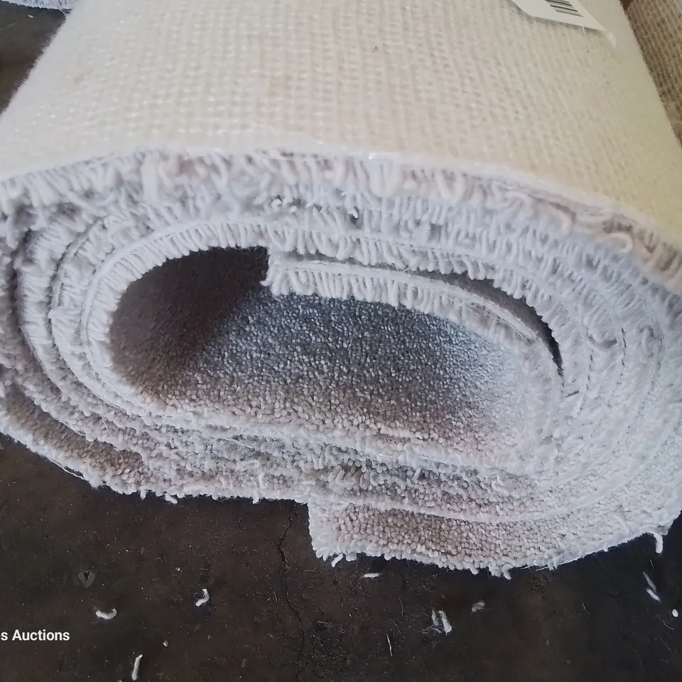 ROLL OF QUALITY DIMENSIONS PLAINS 500Z CARPET APPROXIMATELY 4M × 3.12M