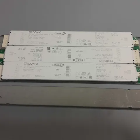 LOT OF 4 TRIDONIC DALI LCA 35W 150-700MA ONE4ALL IP PRE
