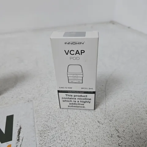 APPROXIMATELY 30 ASSORTED E-CIG PRODUCTS AND ACCESSORIES TO INCLUDE INNOKIN , GEEK VAPE AND ELFBAR