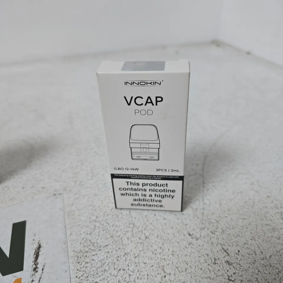 APPROXIMATELY 30 ASSORTED E-CIG PRODUCTS AND ACCESSORIES TO INCLUDE INNOKIN , GEEK VAPE AND ELFBAR