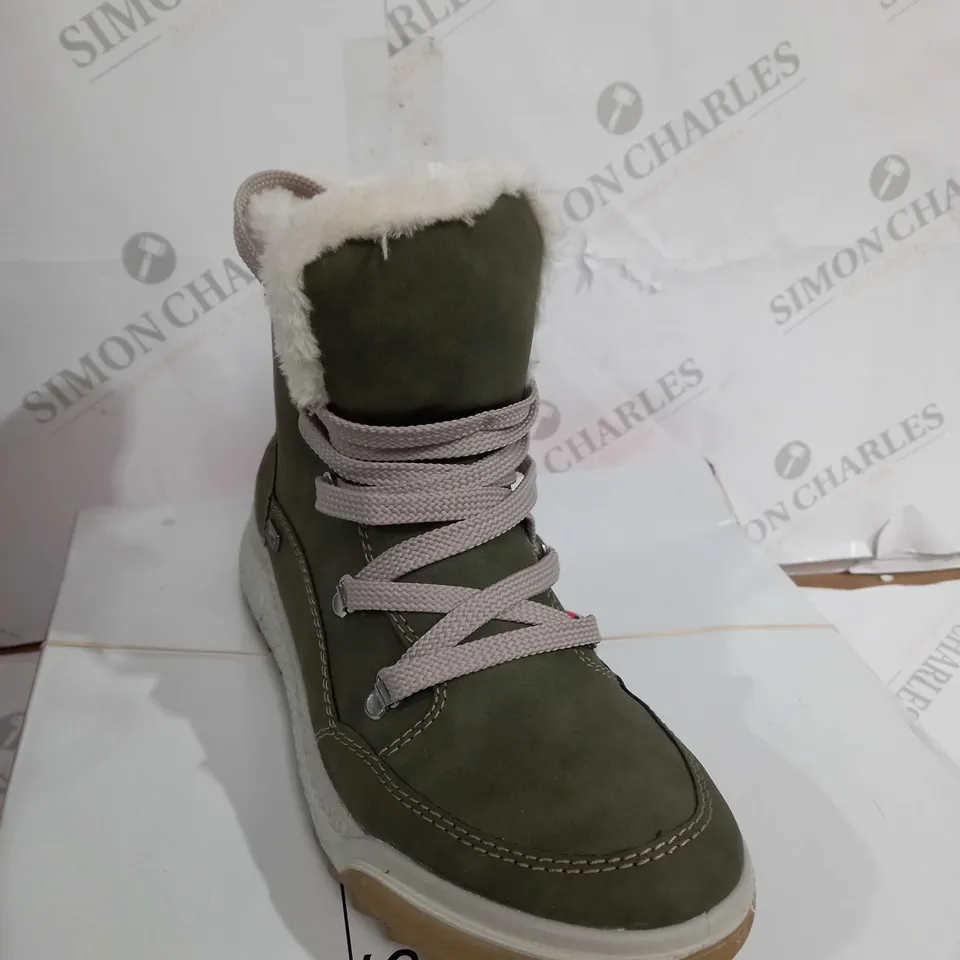 BOXED RIEKER WATER RESISTANT WARM LINED HIKING LACE UP BOOTS, KHAKI - SIZE 6.5