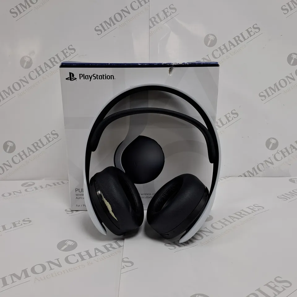 BOXED PLAYSTATION PULSE 3D WIRELESS HEADSET 