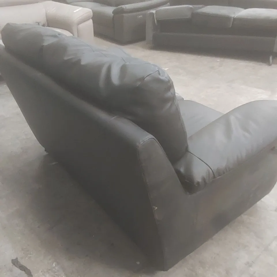 DESIGNER SMALL 2 SEATER BLACK FAUX LEATHER UPHOLSTERED SOFA 