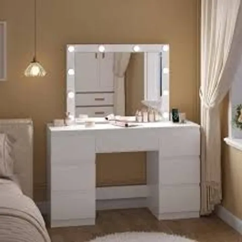 BOXED WOLTU DRESSING TABLE WITH MIRROR - WHITE (1 BOX)