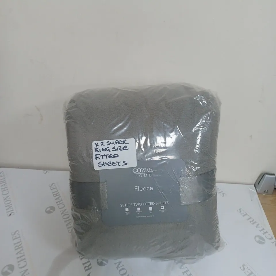 COZEE HOME 2X SUPER KING SIZE FITTED SHEETS 