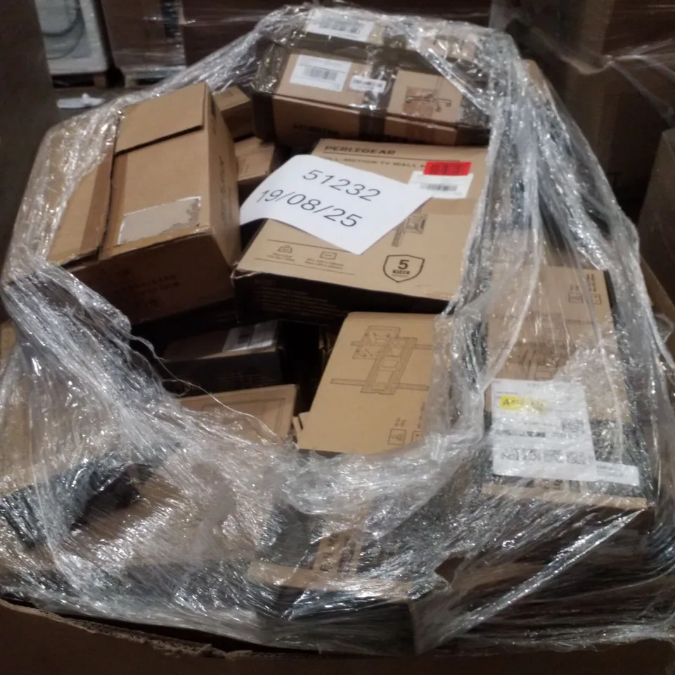 PALLET CONTAINING ASSORTED TV & MONITOR MOUNTS