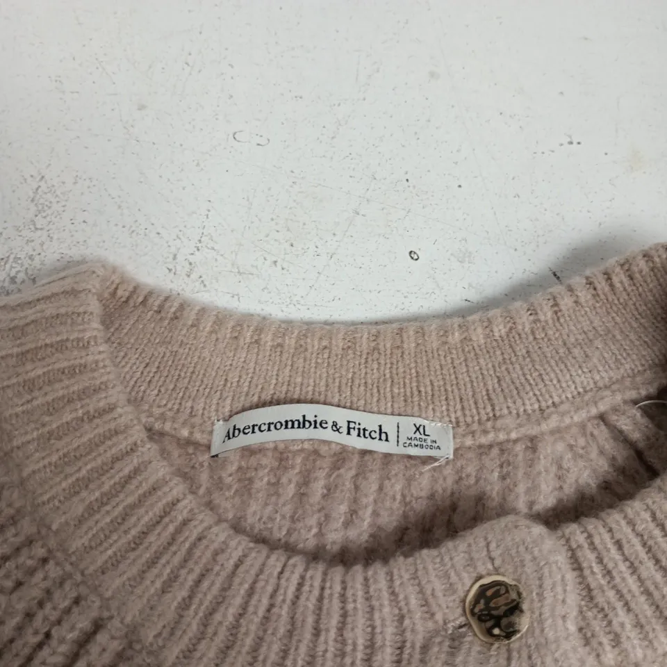 Abercrombie & Fitch Beige Knit Cardigan – Size XL 