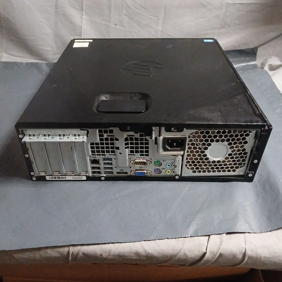 HP COMPAQ ELITE 8300 SMALL FORM FACTOR DESKTOP PC