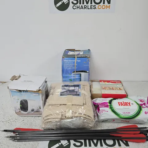 BOX OF APPROXIMATELY 20 ASSORTED ITEMS INCLUDING AN AIR COOLER, SOME ARCHERY ARROWS AND GAVENO CAVAILIA EGYPTION 8PCS TOWEL BALE