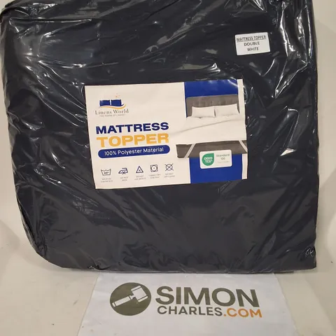 BOX CONTAINING 4 LINENS WORLD WHITE DOUBLE MATTRESS TOPPERS