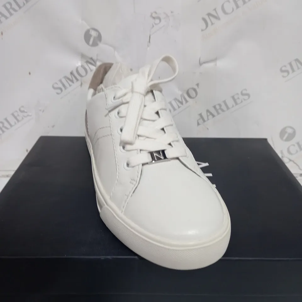 NATURALIZER ASTARA WIDE FIT LACE UP TRAINERS, WHITE, UK 4.5