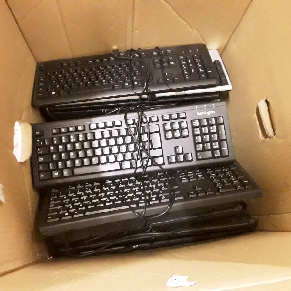 PALLET OF APPROXIMATELY 116 ASSORTED KEYBOARDS 