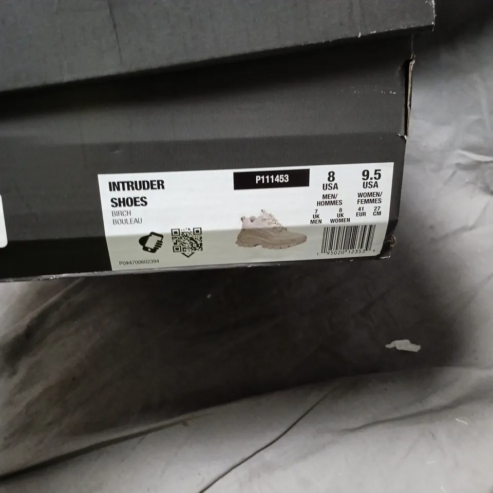 CAT INTRUDER SHOES – BIRCH, UK 7 (US MEN 8 / US WOMEN 9.5)