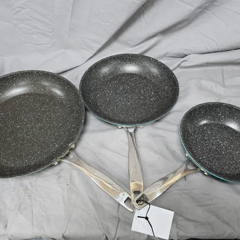 SET OF 3 TURQUOISE ENAMEL NON-STICK FRYING PANS
