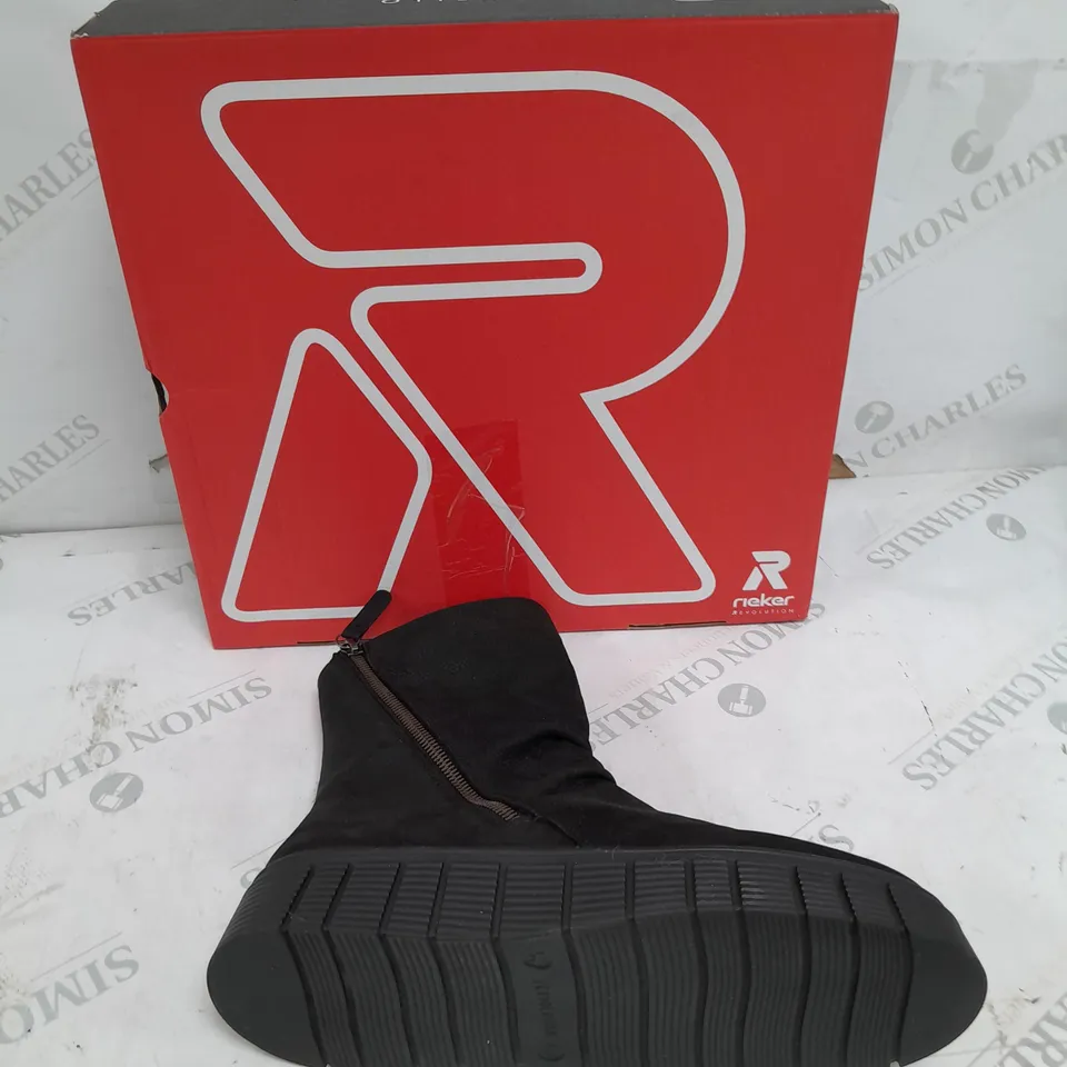 BOXED RIEKER BLACK FLEECE BOOTS SIZE 6.5