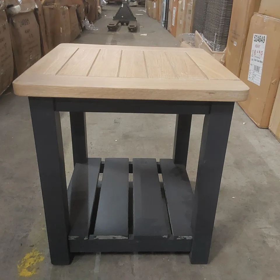 ETON METEOR SIDE TABLE