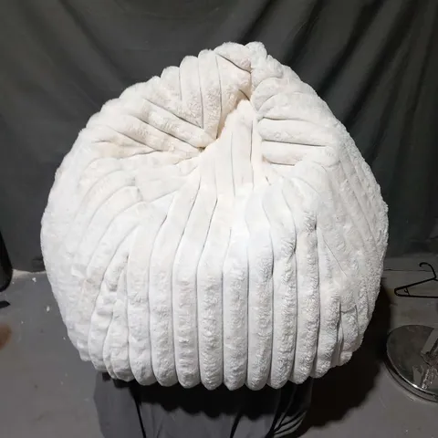 RU COMFY CREAM VELVET EFFECT BEAN BAG