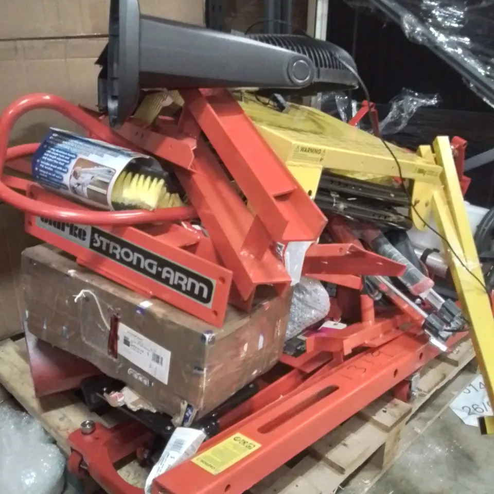 PALLET CONTAINING MIXED INCOMPLETE WORKSHOP TOOLS & EQUIPMENT LOT – RED & YELLOW METAL FRAMES WITH VENTED UNIT