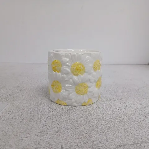 NEXT PEACH AND FREESIA SCENTED CANDLE 400G