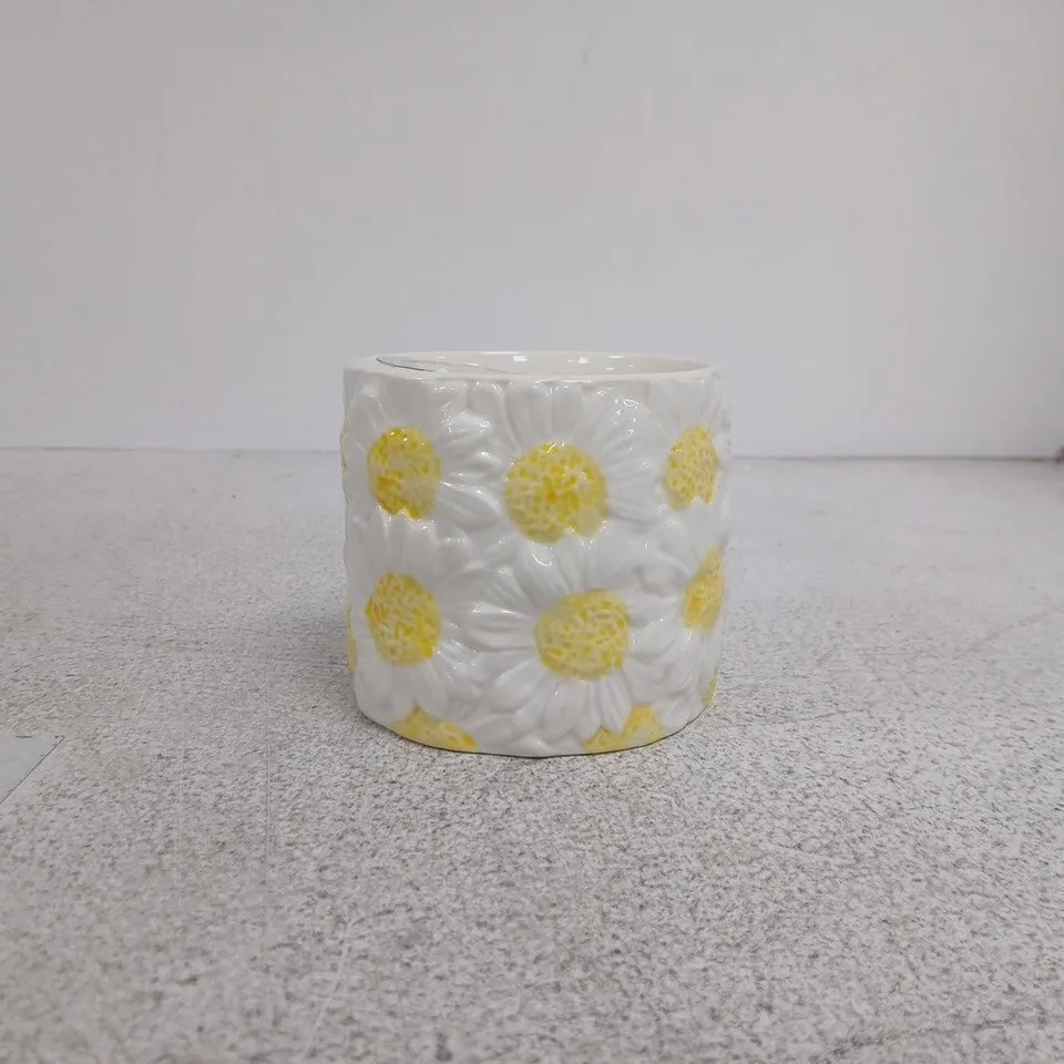 NEXT PEACH AND FREESIA SCENTED CANDLE 400G