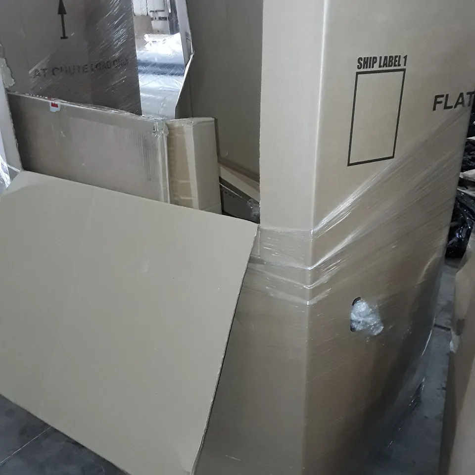 UNPROCESSED PALLET OF ASSORTED ITEMS TO INCLUDE EU ARY AIR FRYER, STEEL PET STAIRS AND LED CEILING LIGHT