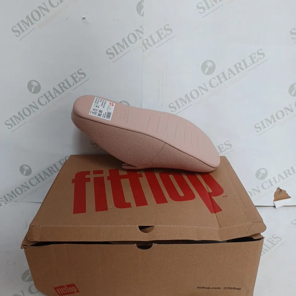 FITFLOP CHRISSIE II HAUS FELT SLIPPERS IN BEIGE - UK 6 