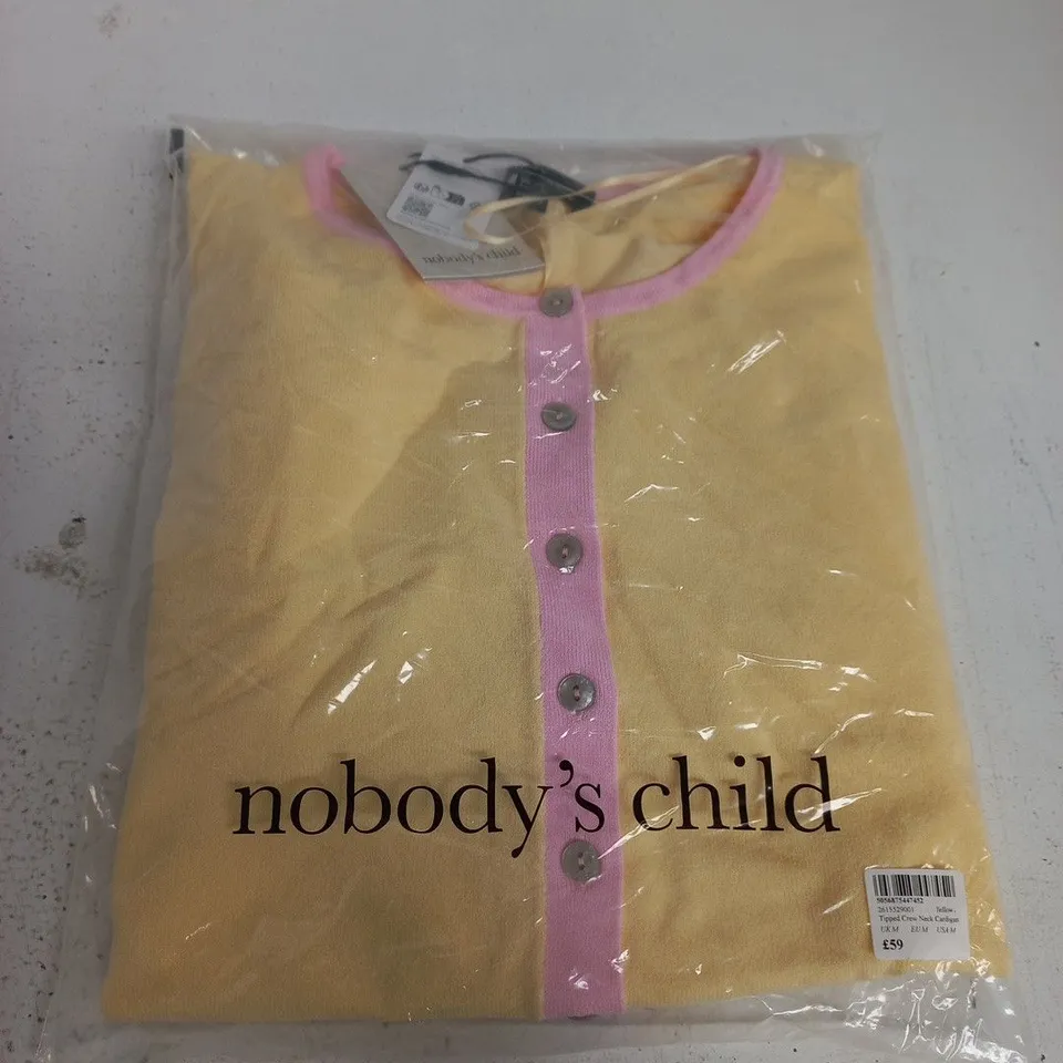 BAGGED NOBODYS CHILD TIPPED CREW NECK CARDIGAN IN YELLOW - UK MEDIUM