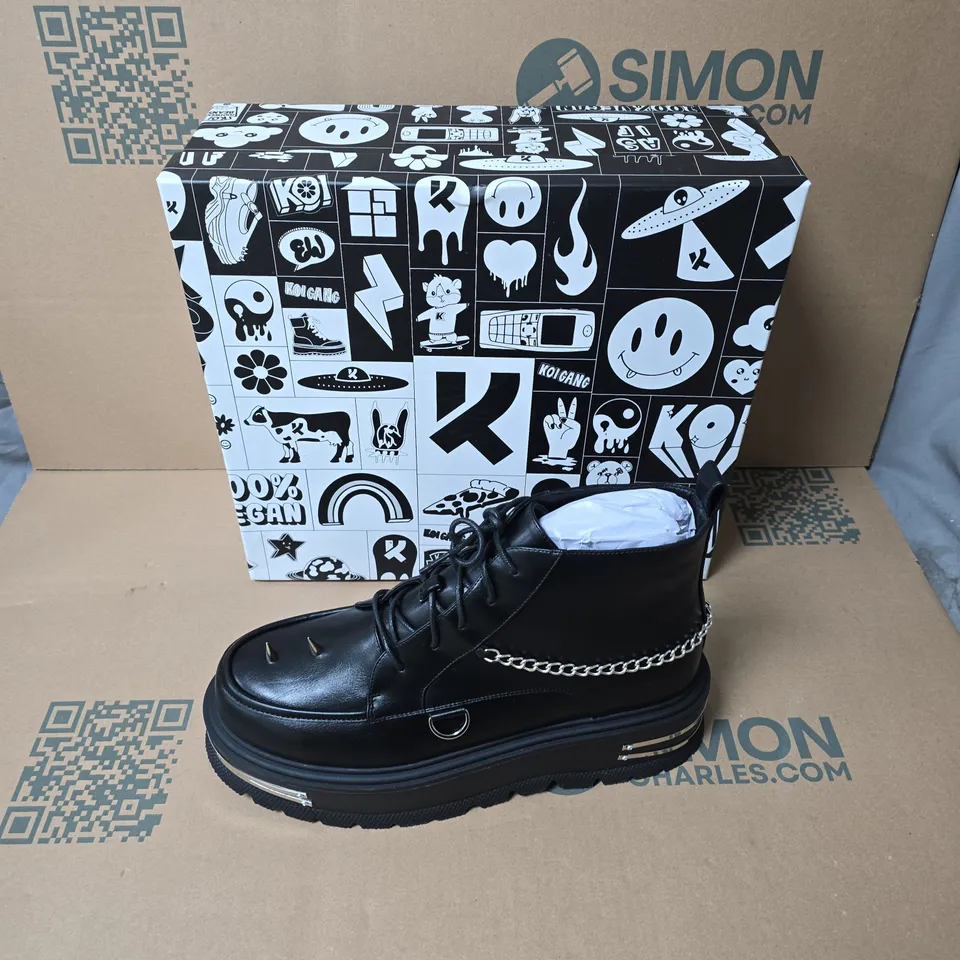 BOXED KOI THE SILENCE MENS PLATFORM GRUNGE BOOTS BLACK SIZE UK 12