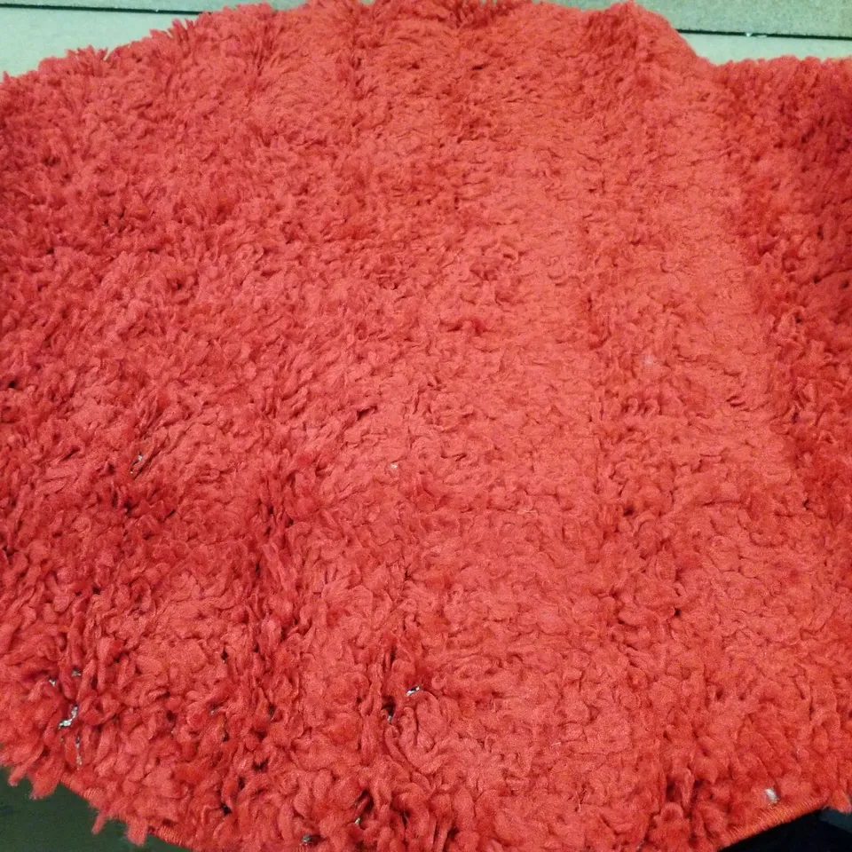 BRAND NEW PACO HOME SKU 250 AREA RUG IN RED (80X80CM)